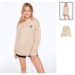 - NIP. ROUND NECK SWEATER MEDIUM